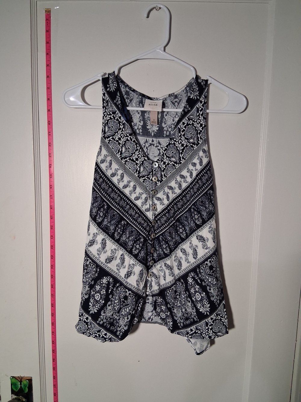 Knox Rose Navy and White Printed Sleeveless V-Neck Tank
